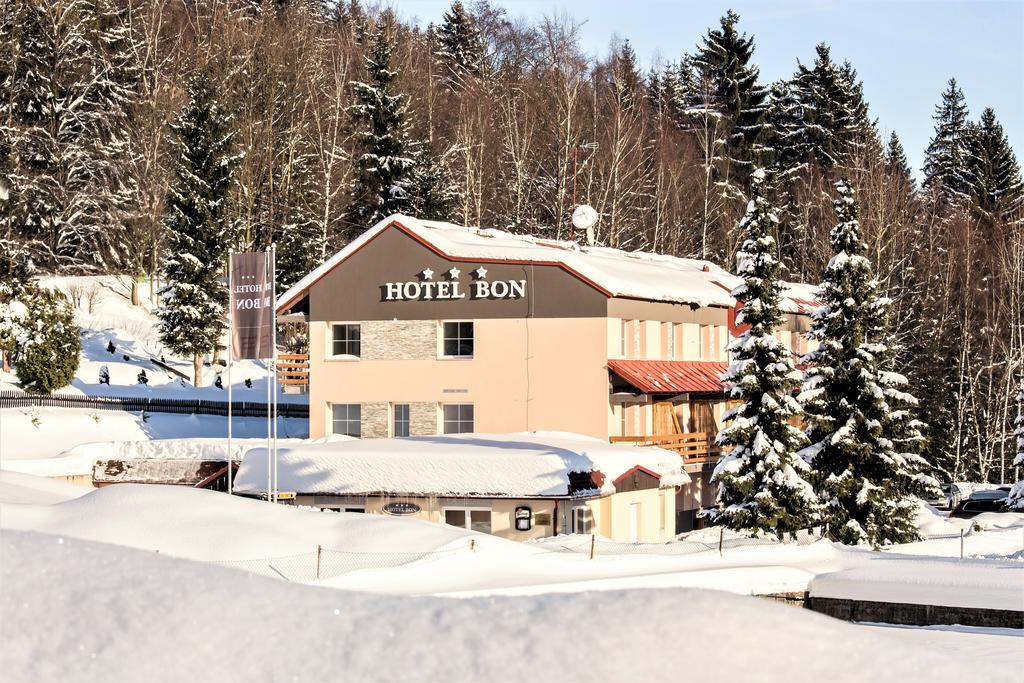 Hotel Bon Tanvald Exterior foto